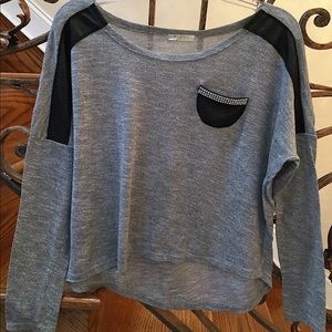 Diamond detail gray top